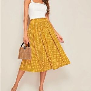 3 for 20$- Shein Yellow and white polka dot skirt- Sz S